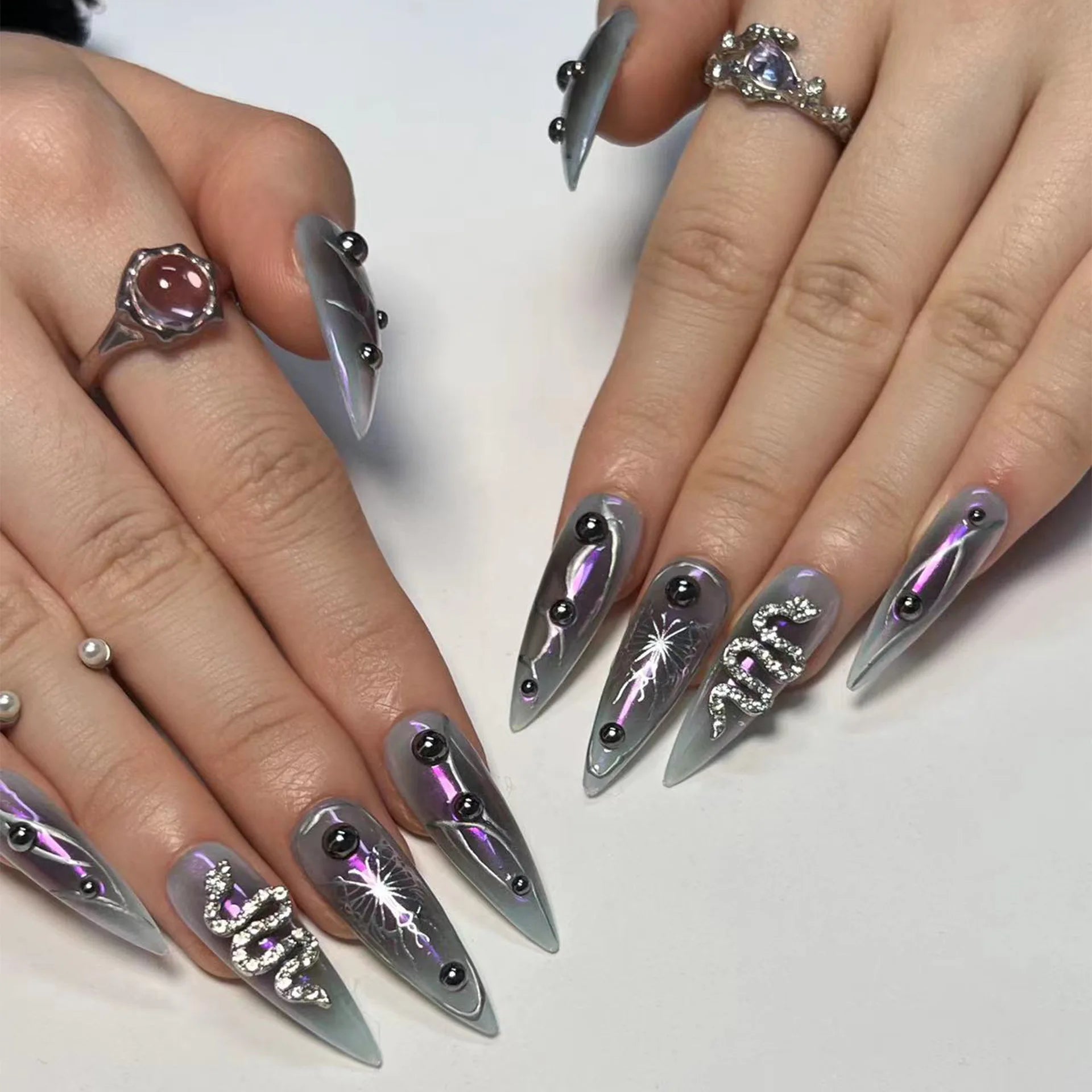 24Pcs Horror Comic Tomie Press on Nails Almond Glossy Black Japanese Anime Nails Reusable Halloween False Nail Tips for Girls
