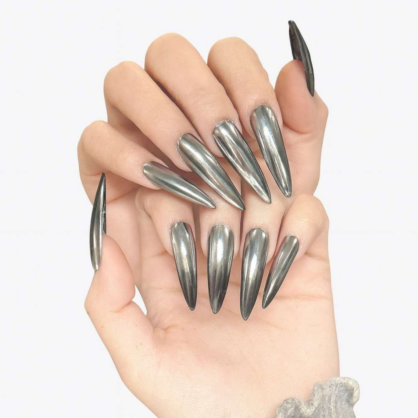 Halloween Press On Nails Set – Long, Dark & Elegant Designs